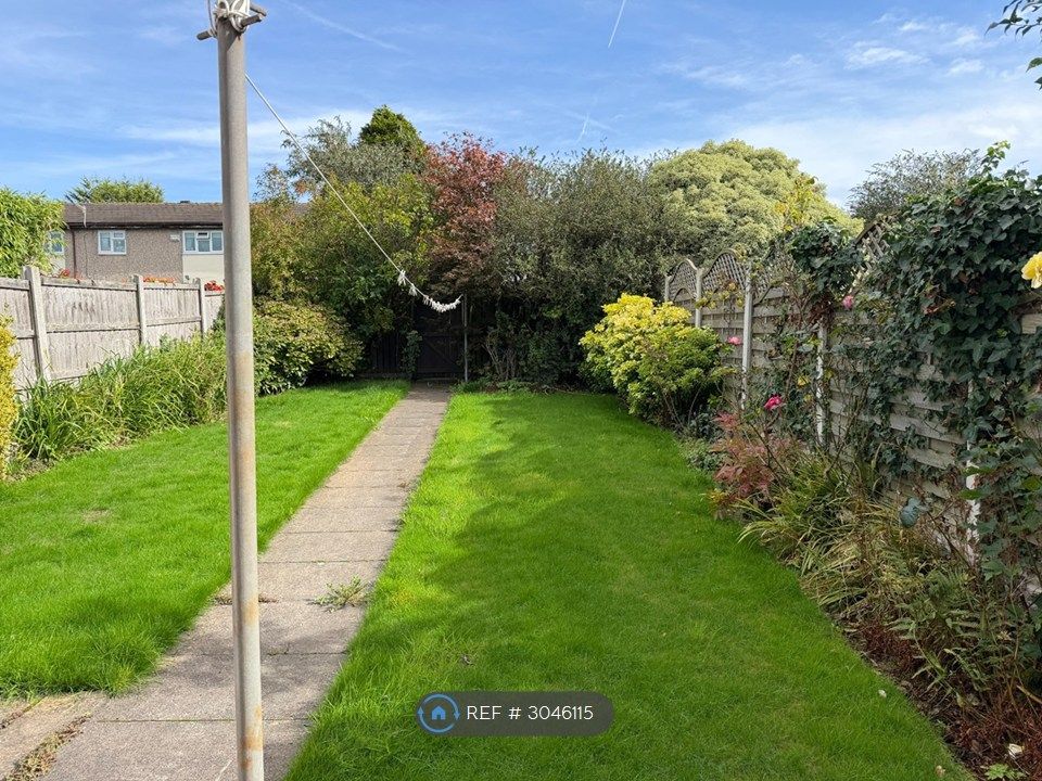 Property photo 3 of 13