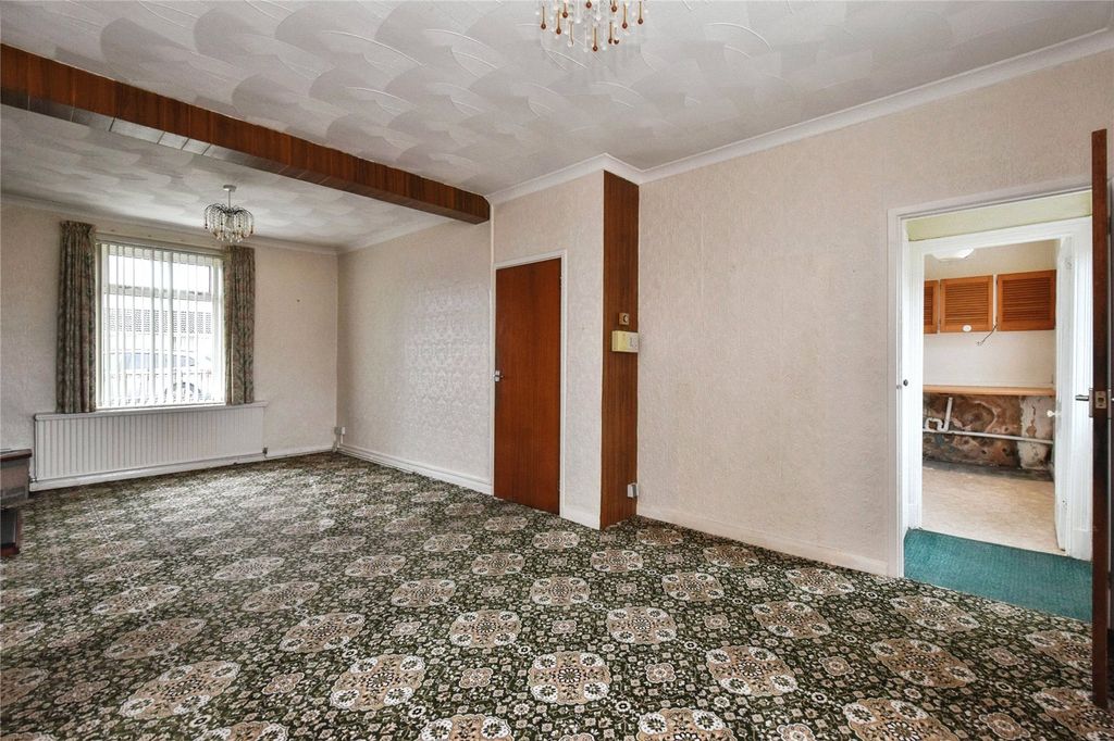 Property photo 3 of 17 Picture No. 08