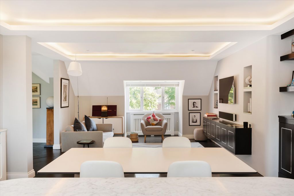 Property photo 2 of 16 Image