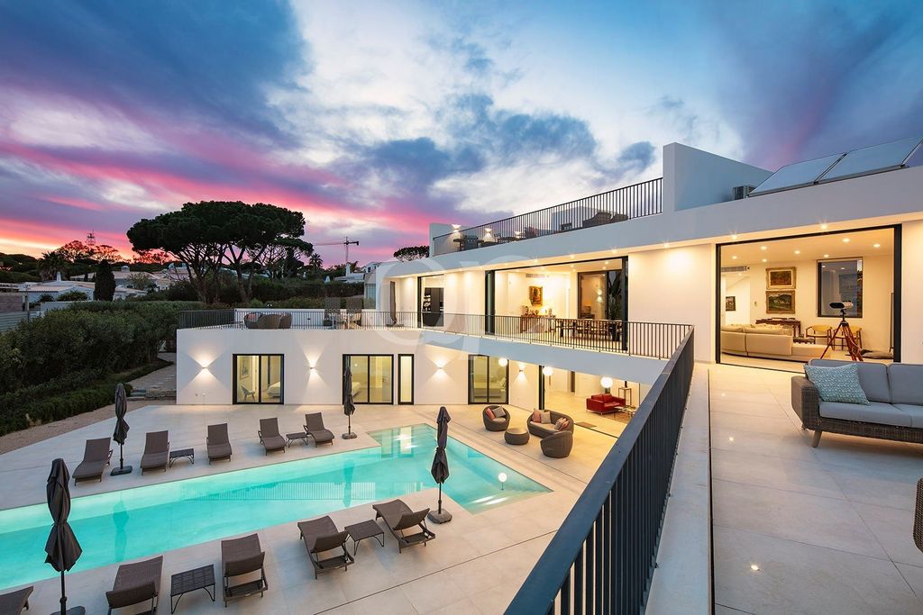 Property photo 1 of 51 Frontline Contemporary Villa Overlooking The Ria Formosa And