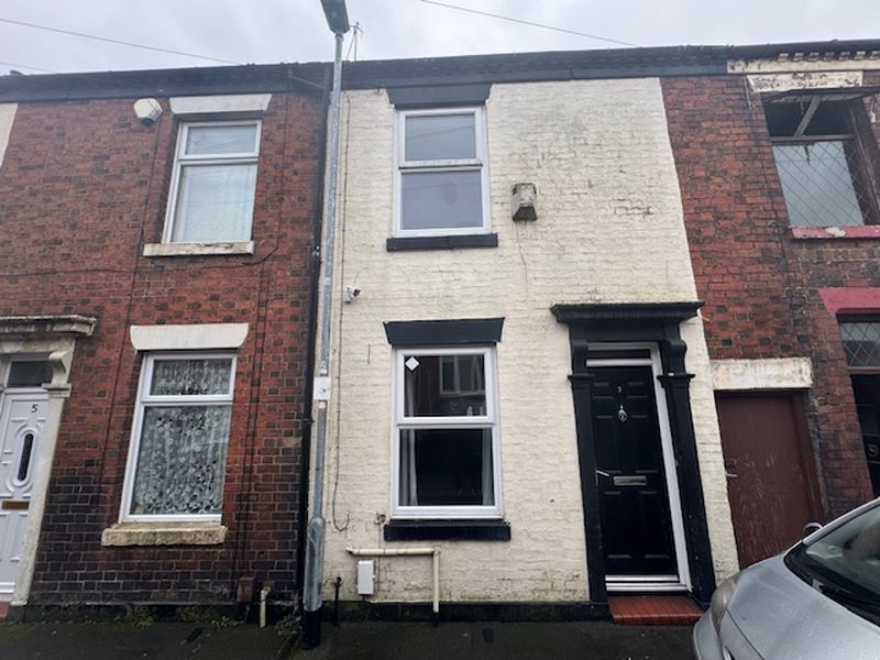 Property photo 1 of 12 External