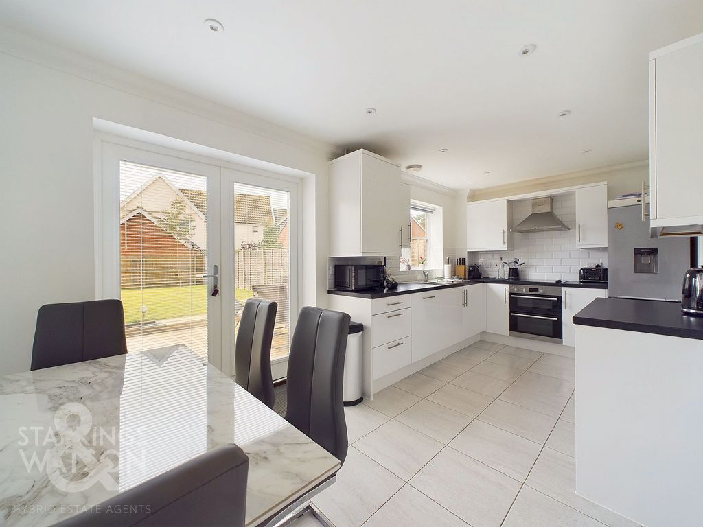 Property photo 3 of 23