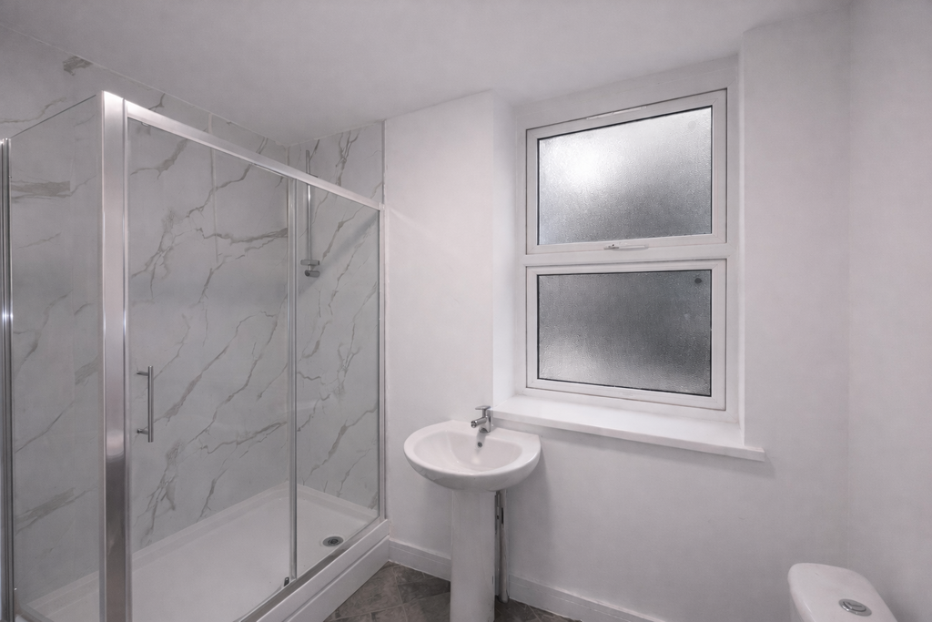 Property photo 2 of 4 Bathroom