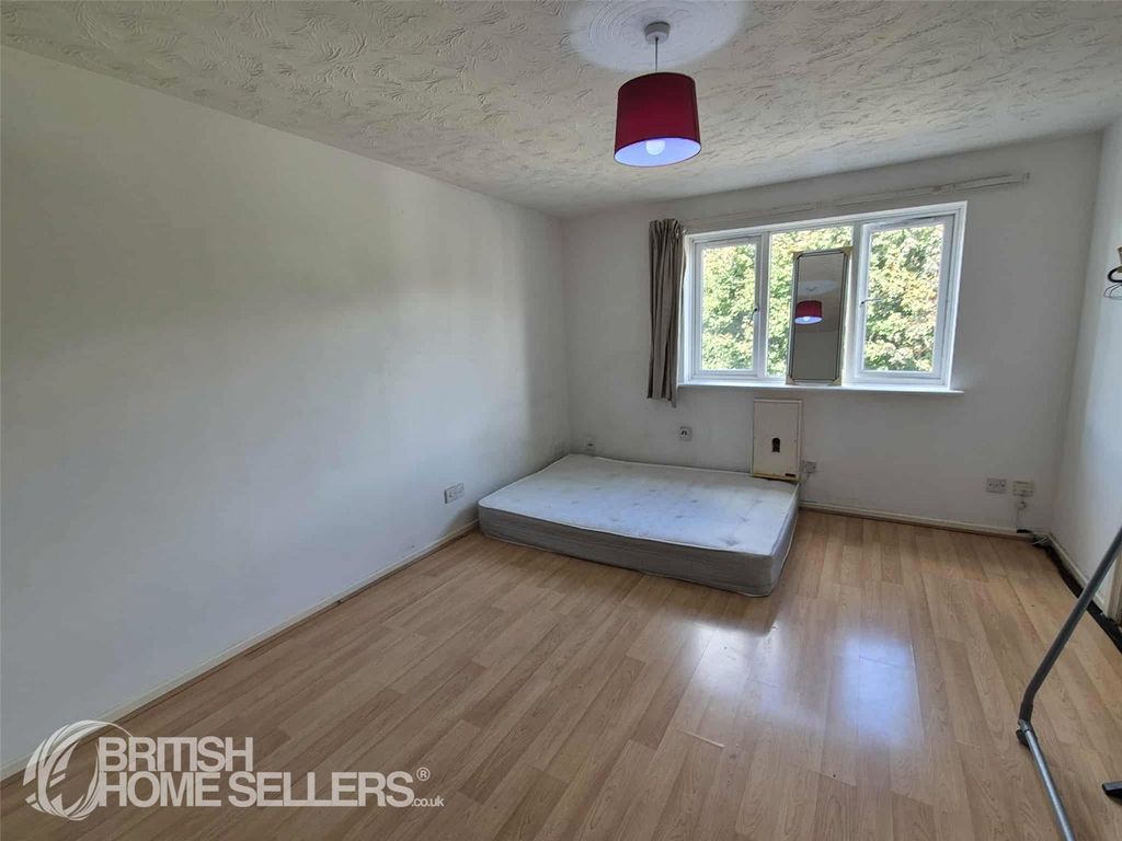 Property photo 3 of 10 Picture No. 03