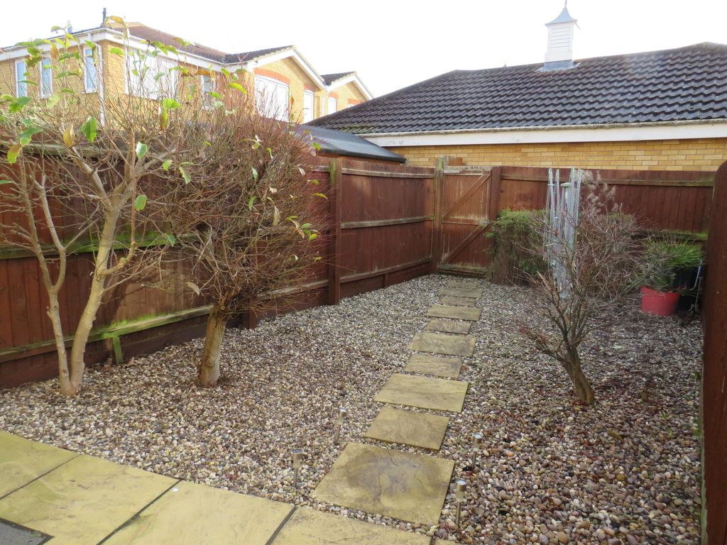 Property photo 2 of 13 Garden