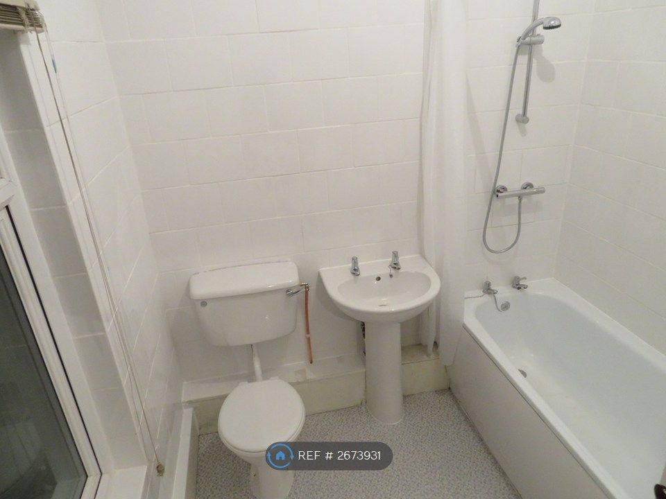 Property photo 3 of 5 Bathroom