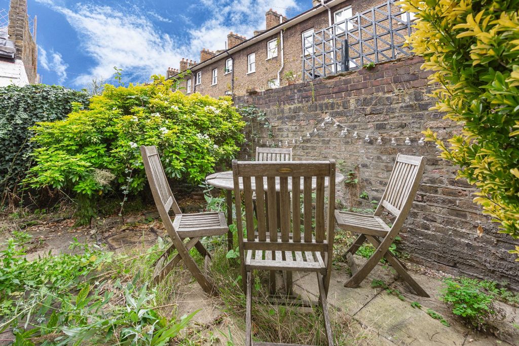 Property photo 3 of 7