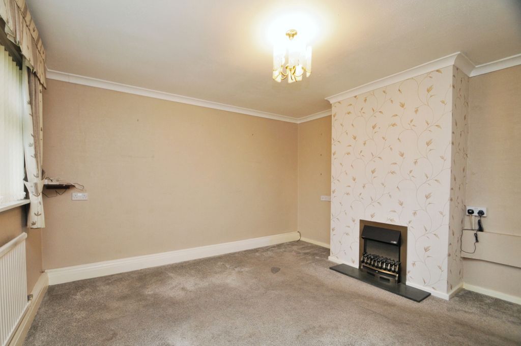 Property photo 3 of 17 Photography