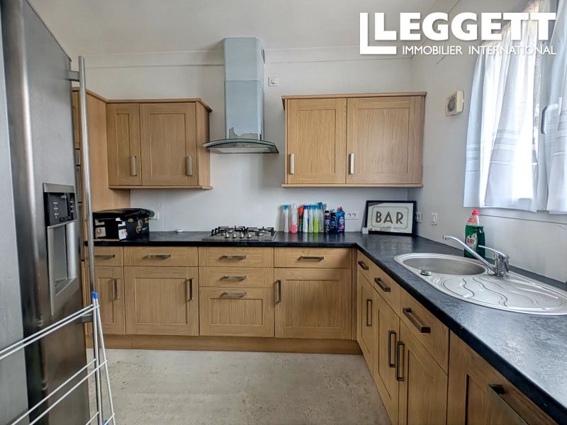 Property photo 3 of 10