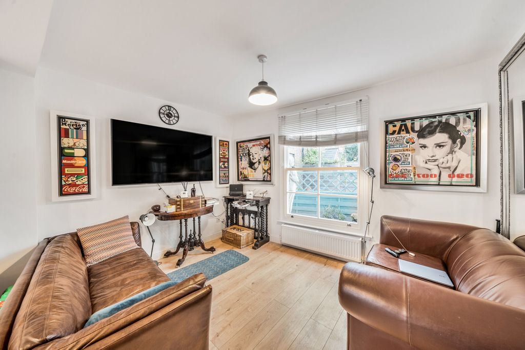 Property photo 3 of 19 1355178-19-68Ca92...
