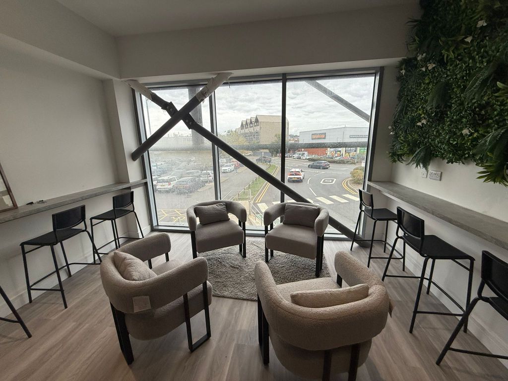 Property photo 2 of 13