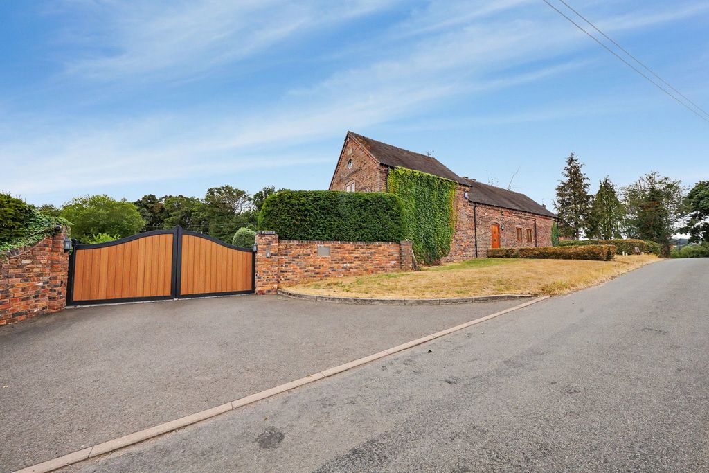 Property photo 1 of 41