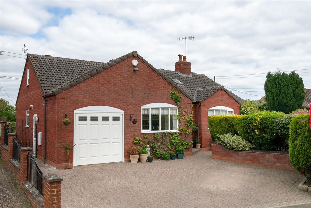 Property photo 1 of 24