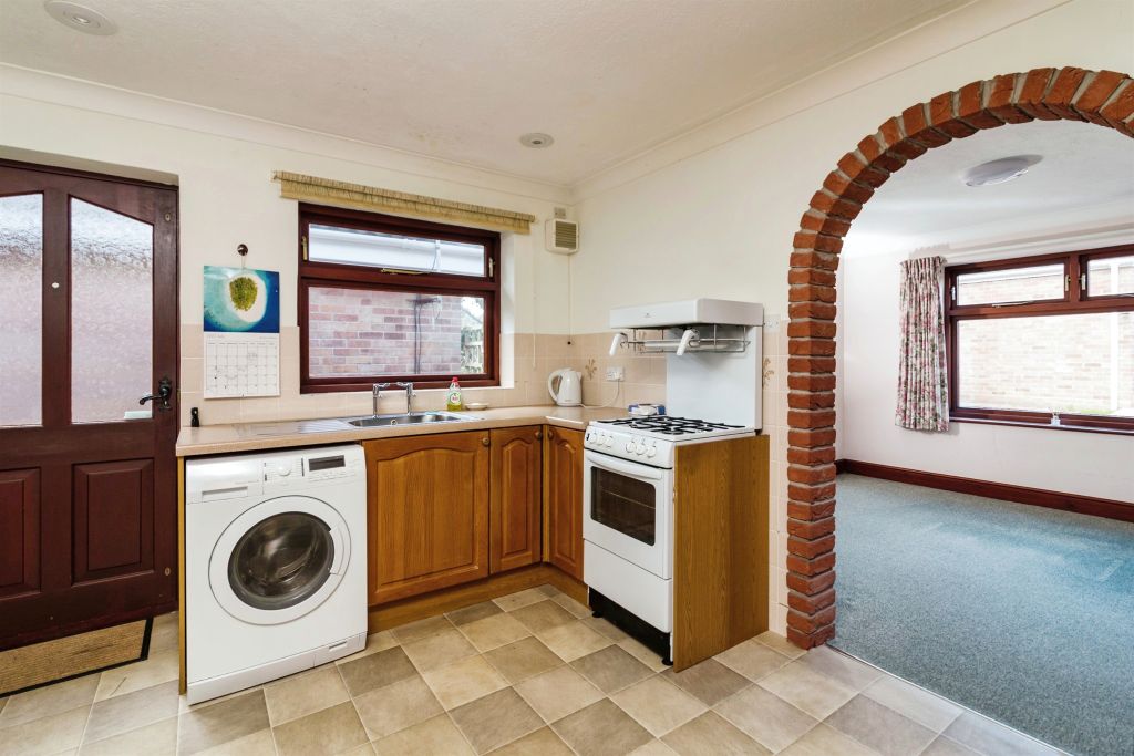 Property photo 3 of 14