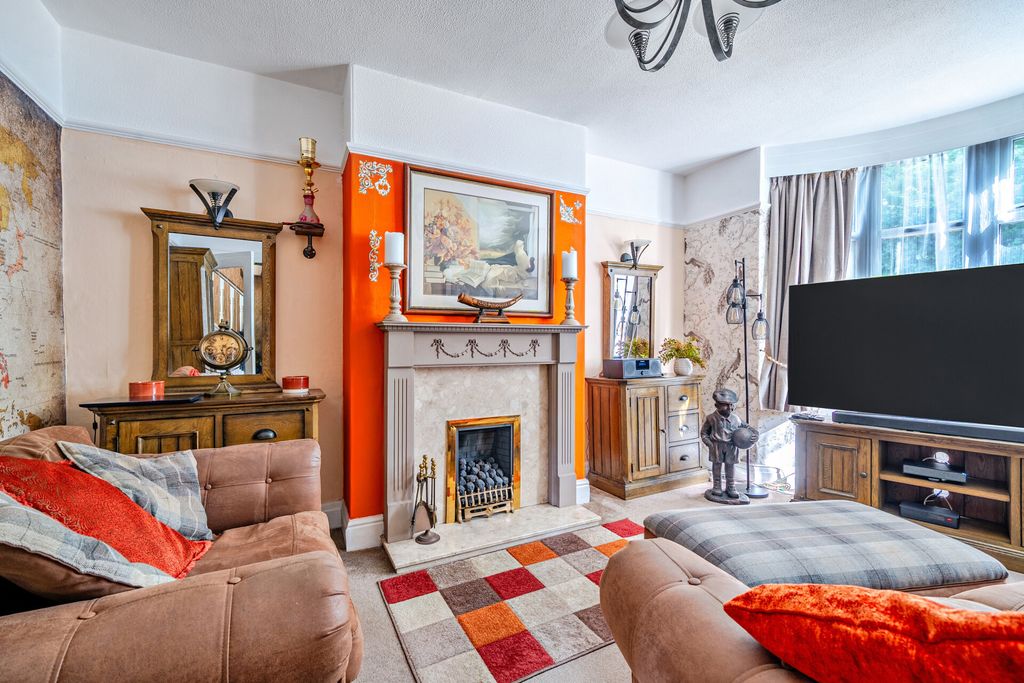 Property photo 3 of 21 1528903-14-1A11c7...