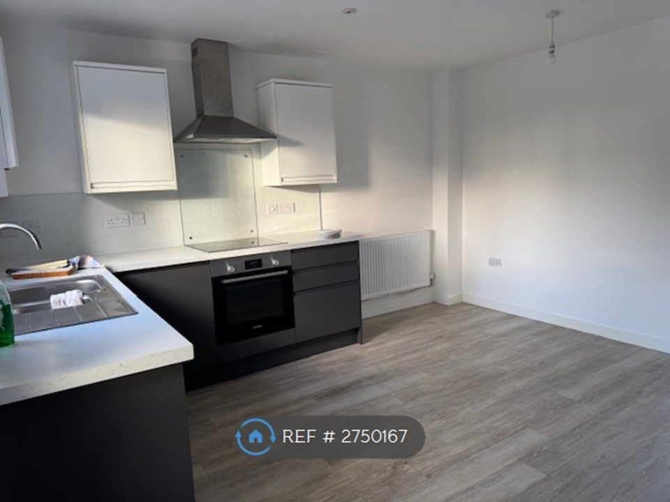 Property photo 2 of 15 Kitchen