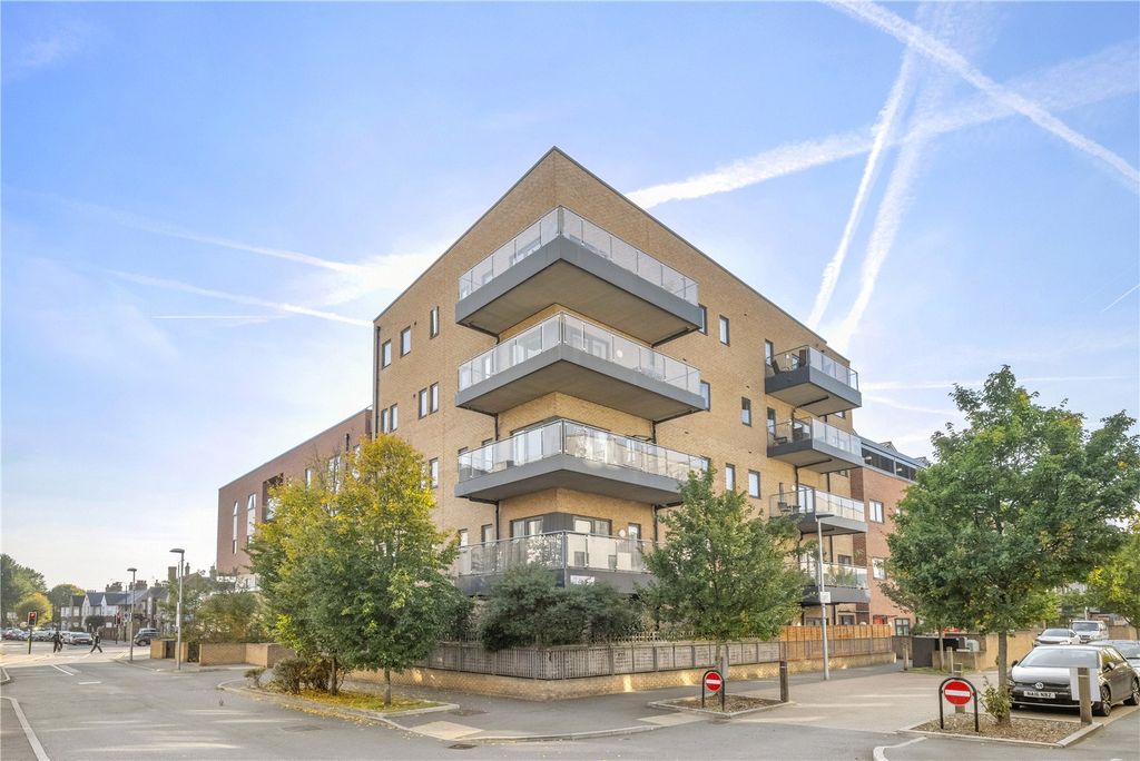 Property photo 1 of 20 Picture No. 24