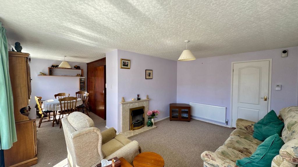 Property photo 2 of 15 Photo 2