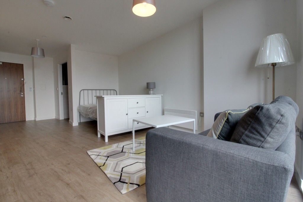 Property photo 3 of 7 Img_2362_8_Large