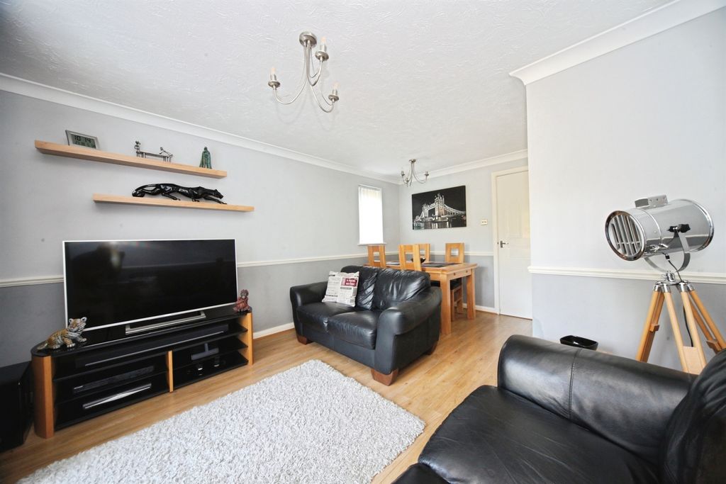 Property photo 3 of 13