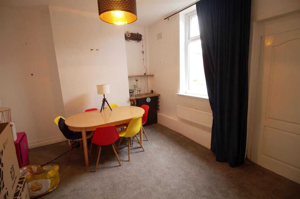 Property photo 3 of 6 Dining Room.Jpg