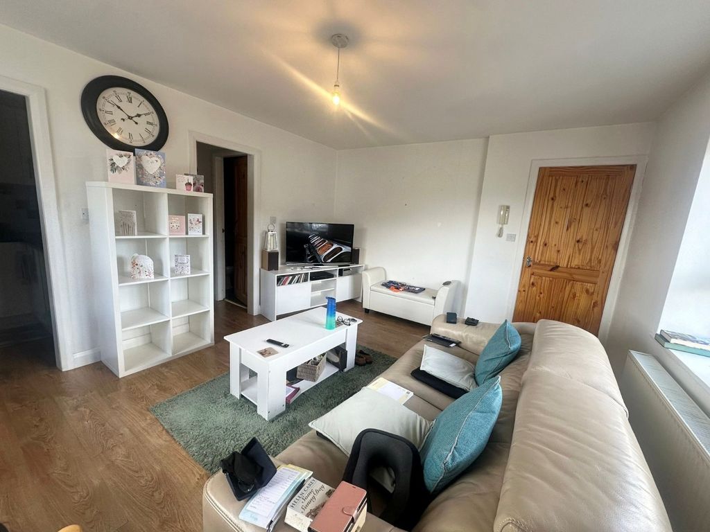 Property photo 2 of 6 Picture No. 05