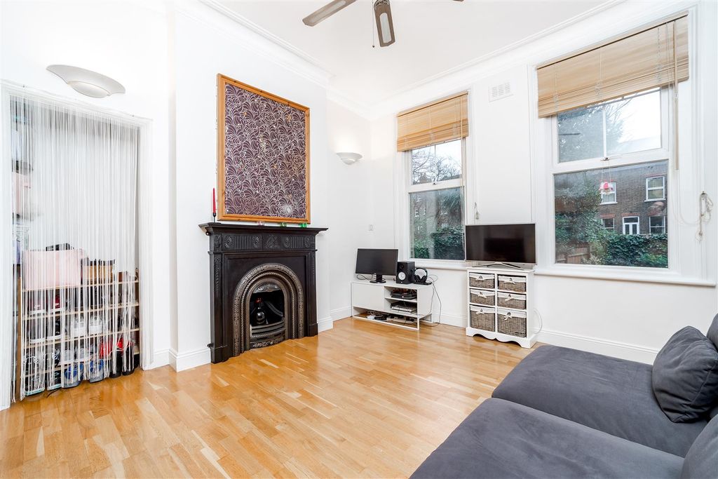 Property photo 3 of 4