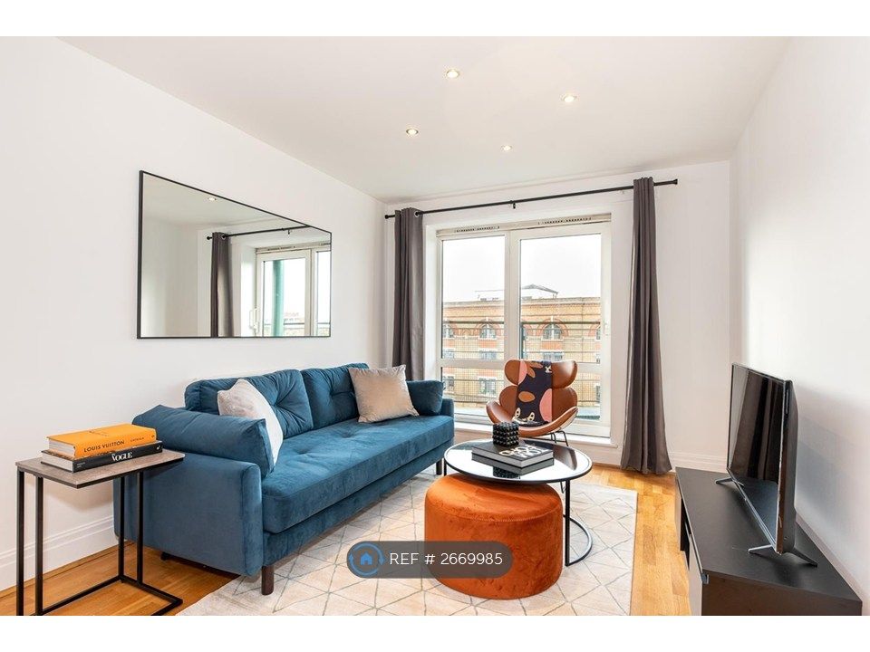 Property photo 2 of 21