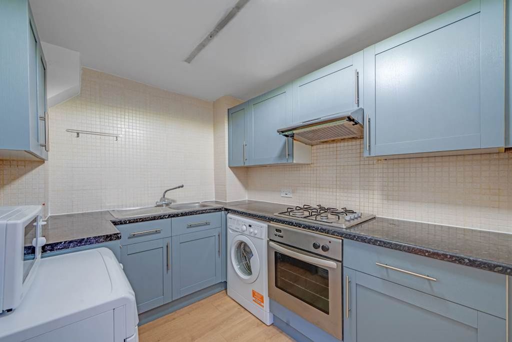Property photo 3 of 14