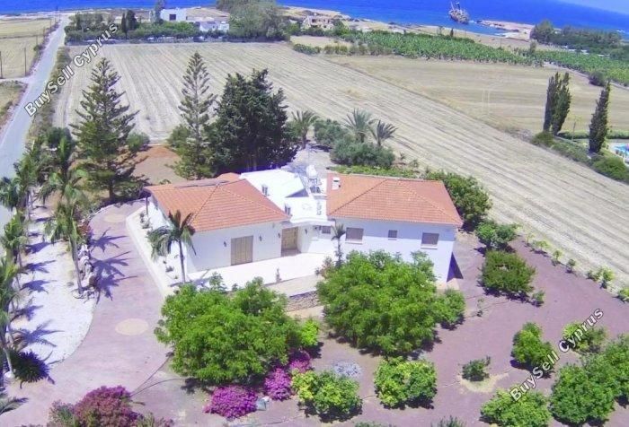 Property photo 2 of 12