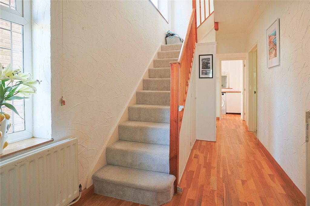 Property photo 3 of 32 Picture No. 08