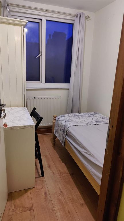 Property photo 2 of 4