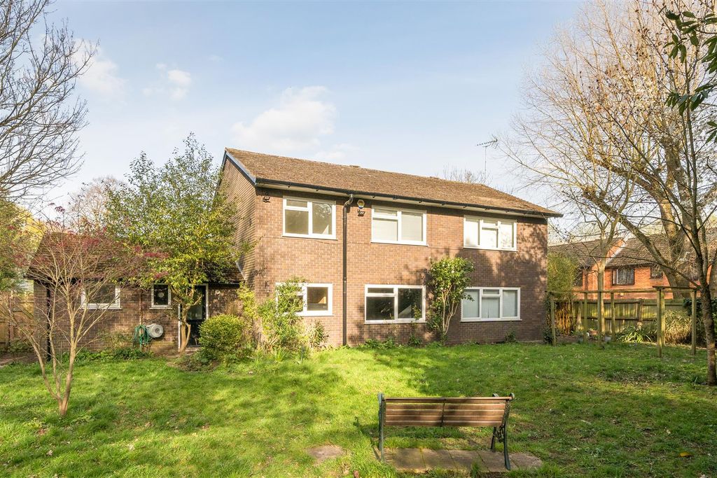 Property photo 3 of 10 1438536-2-69ce9370c648c.Jpg