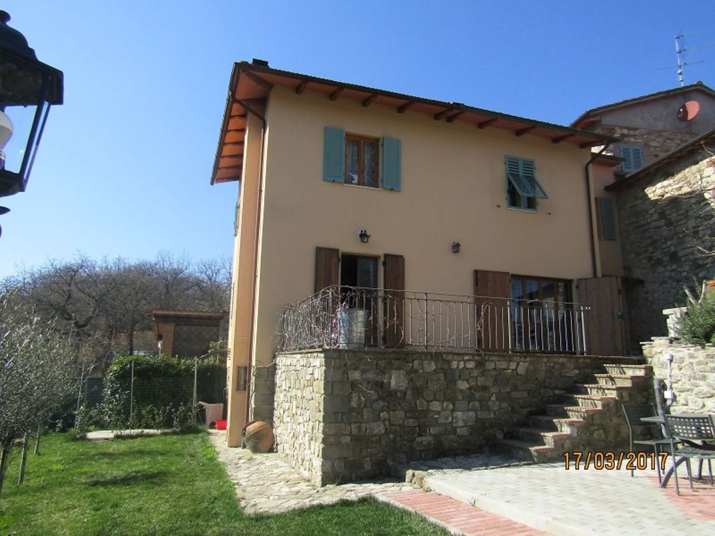 Property photo 1 of 11
