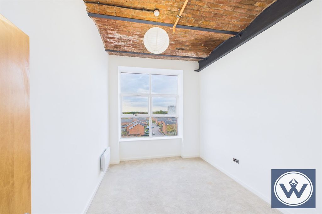 Property photo 3 of 10 (Email)