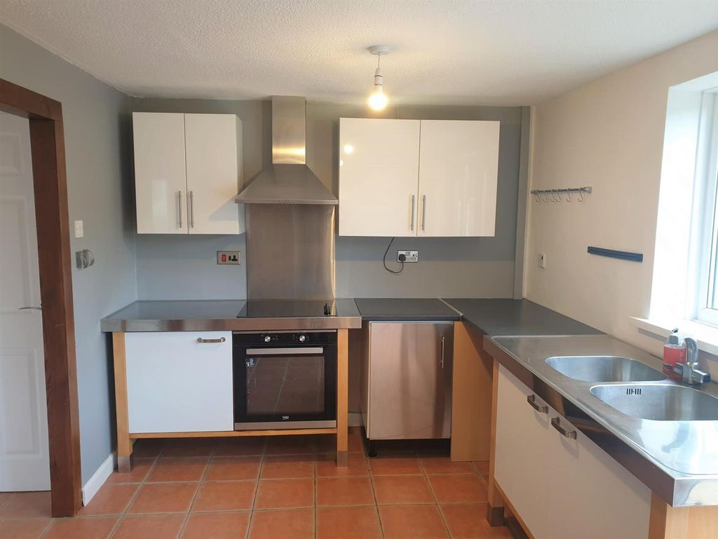 Property photo 3 of 11 Kitchen Front .Jpg
