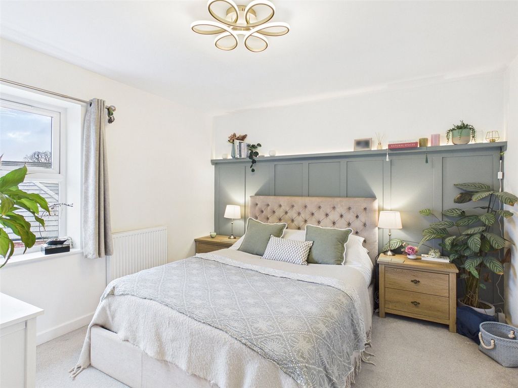 Property photo 2 of 15 Picture No. 04