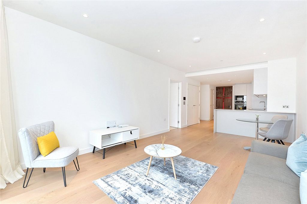 Property photo 2 of 16 Reception Room