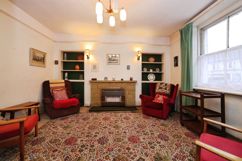 Property photo 3 of 20