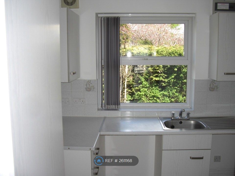 Property photo 3 of 4