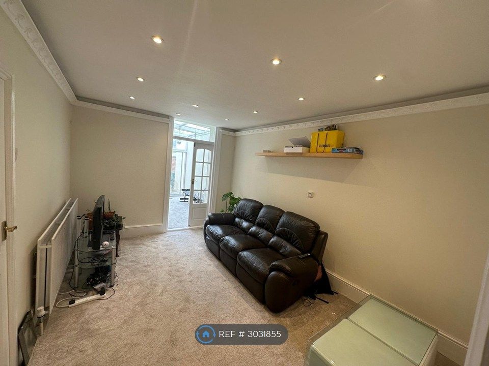 Property photo 1 of 29