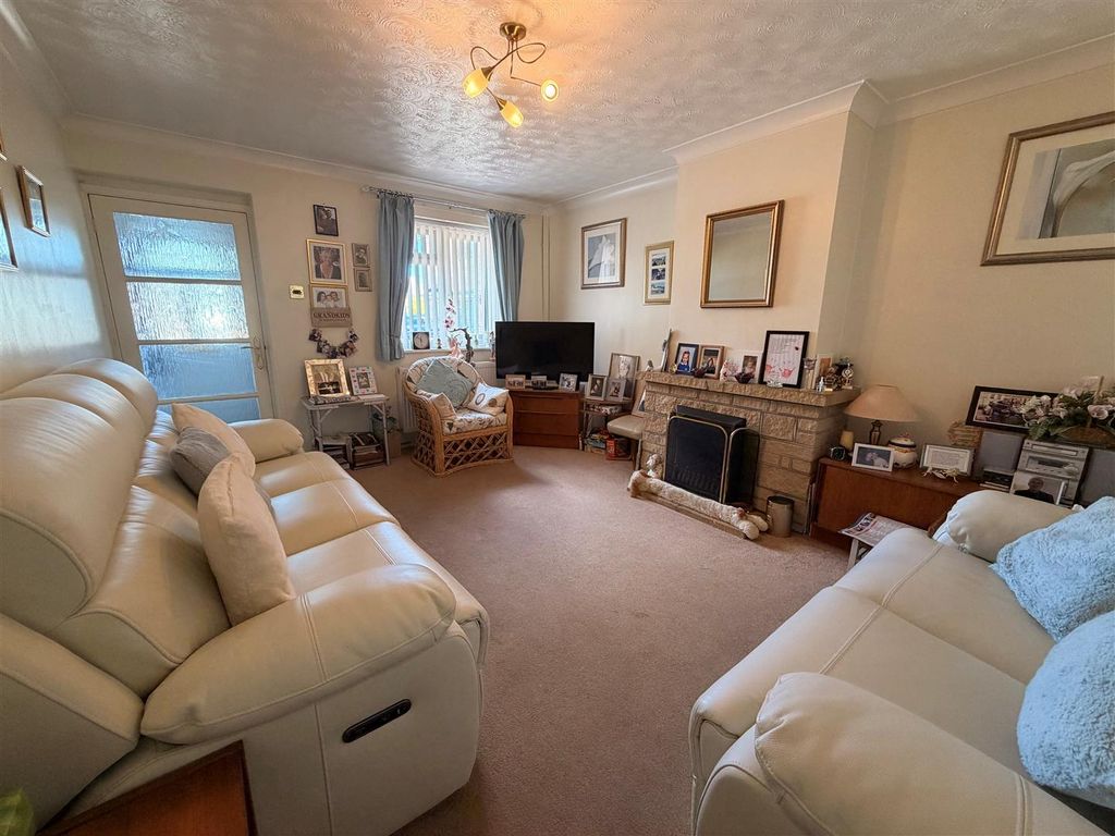 Property photo 3 of 21 20.Jpg