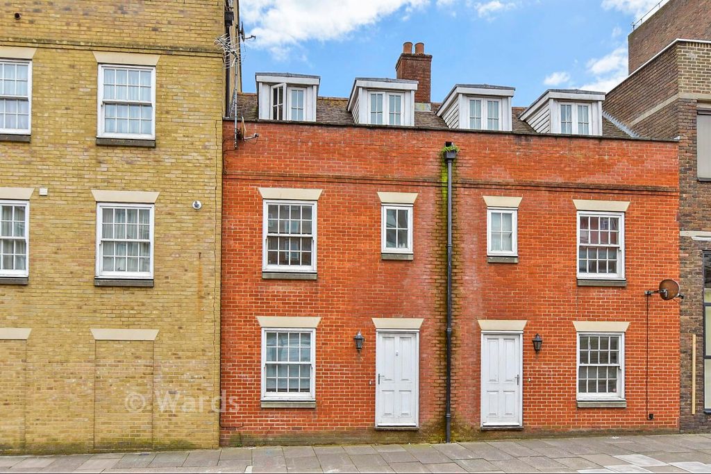 Property photo 1 of 12 External (Web)..