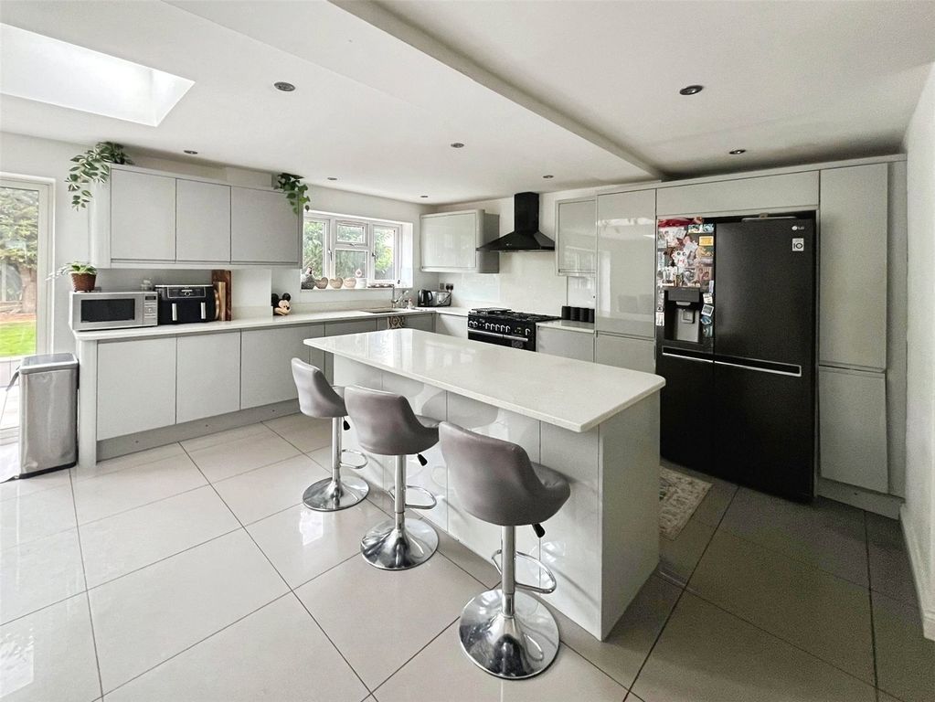 Property photo 2 of 24 Picture No. 02
