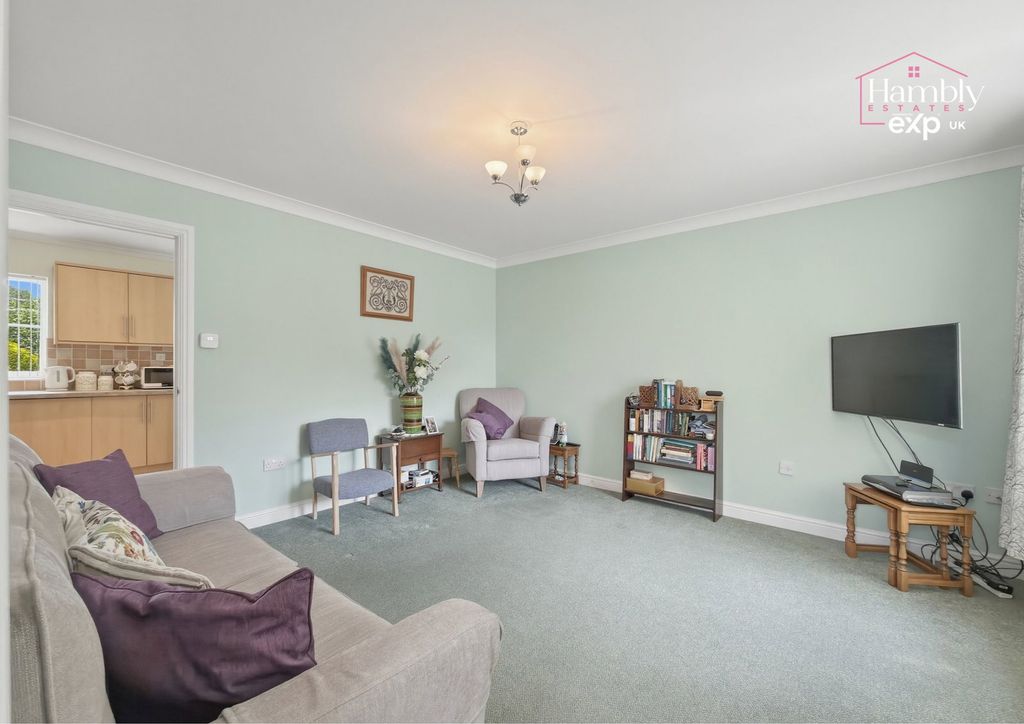 Property photo 3 of 16