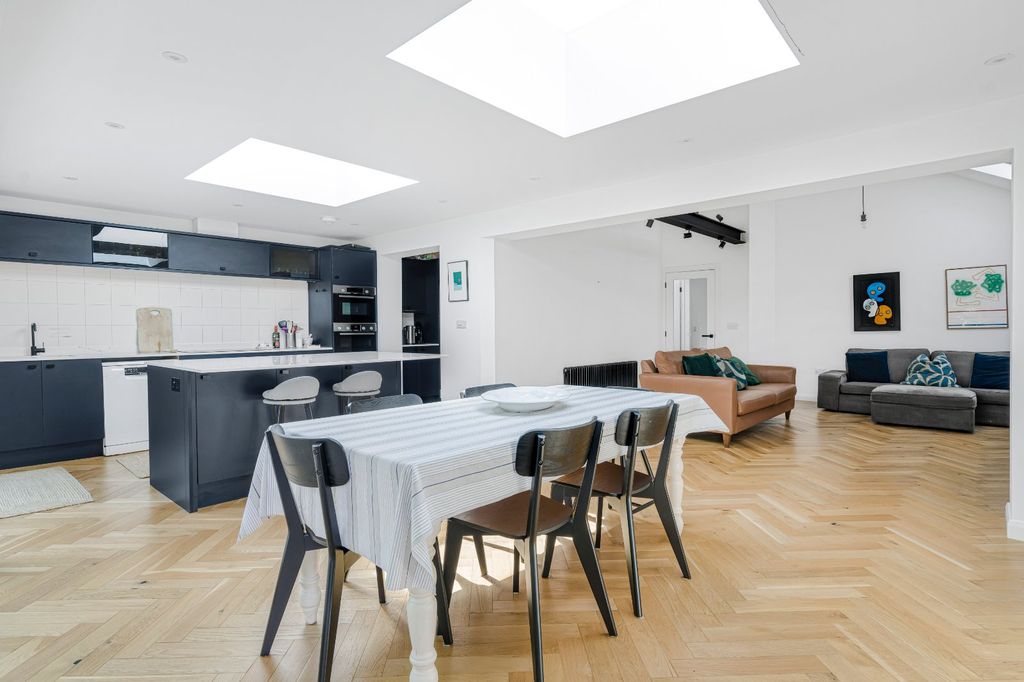 Property photo 2 of 20 Open Plan Living