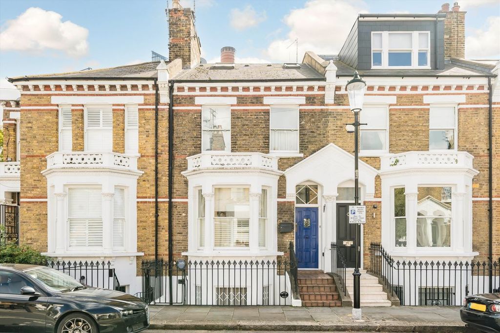 Property photo 1 of 5