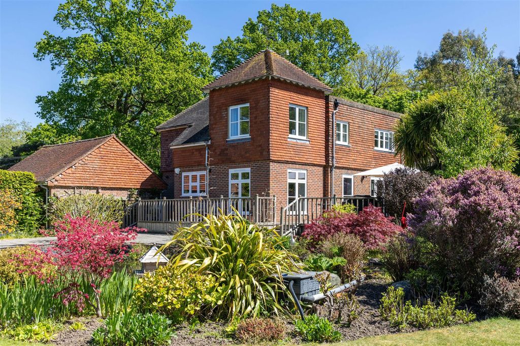 Additional image 17 of 5 bed detached house for saleCliftons Lane, Reigate RH2