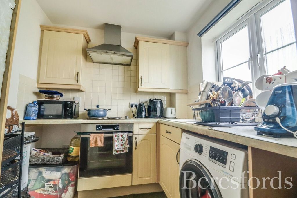 Property photo 3 of 9 Picture No. 21