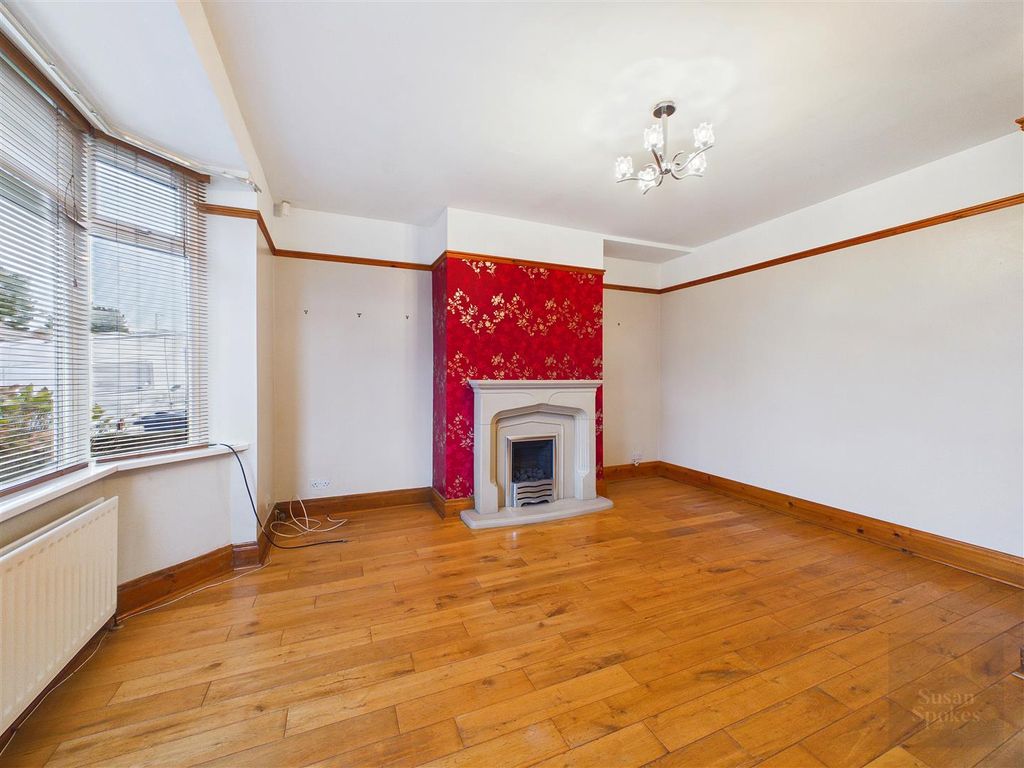 Property photo 3 of 22 Cam01858G0-Pr0349-Still003.Jpg